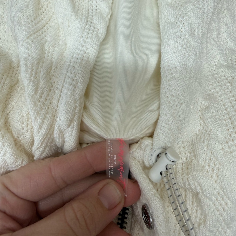 Free People Movement Women's Sweetest Pulllover size xs - Picture 9 of 10